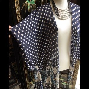Last chance NWOT🔴polka dot and fringe cover up / kimono